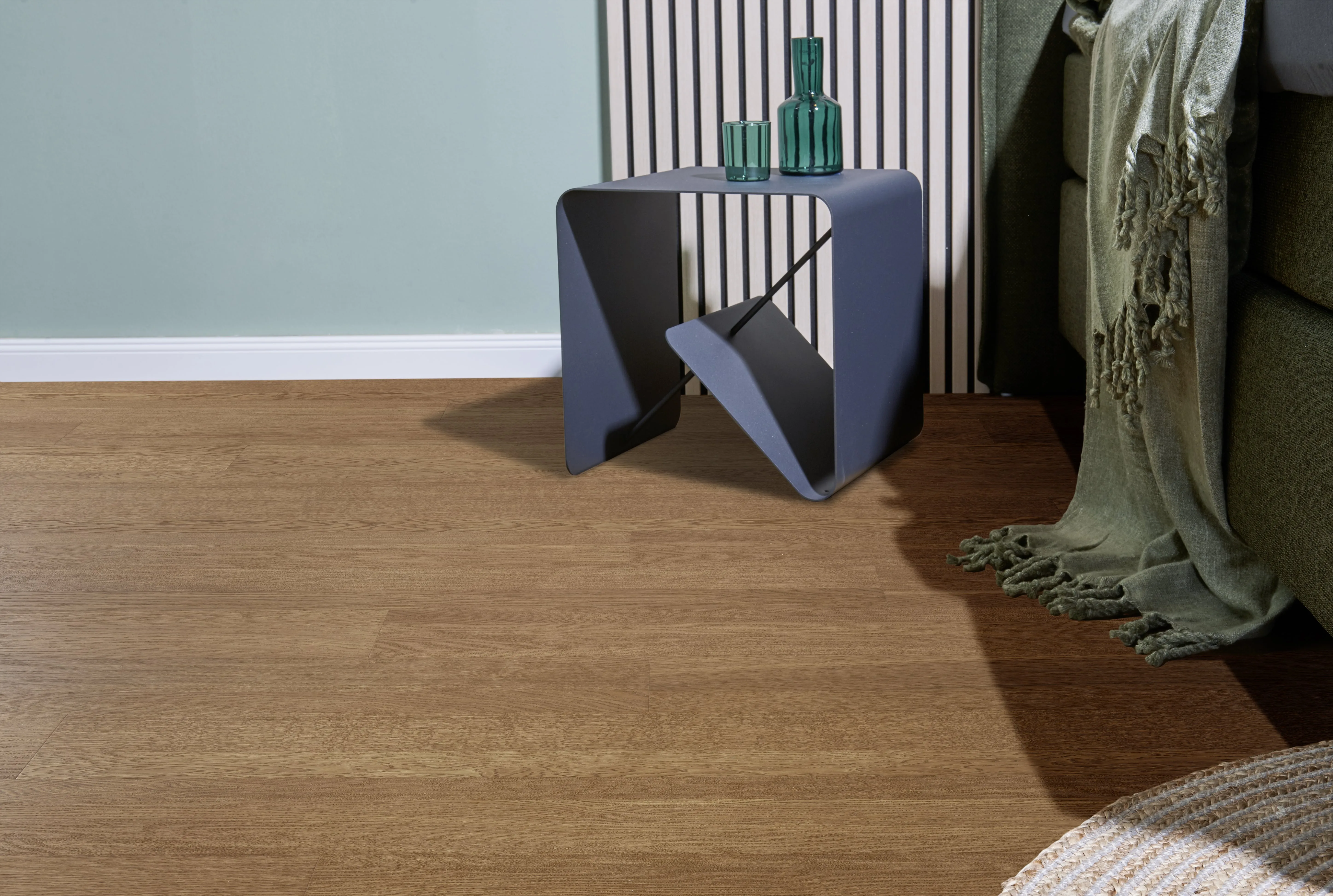 hobb Echtholzboden | hobbWood | H3Z Eiche Natur dunkel | Zwei-Stab | gebürstet | Landhausdiele   hobb Echtholzboden | hobbWood | H3Z Eiche Natur dunkel | Zwei-Stab | gebürstet | Landhausdiele