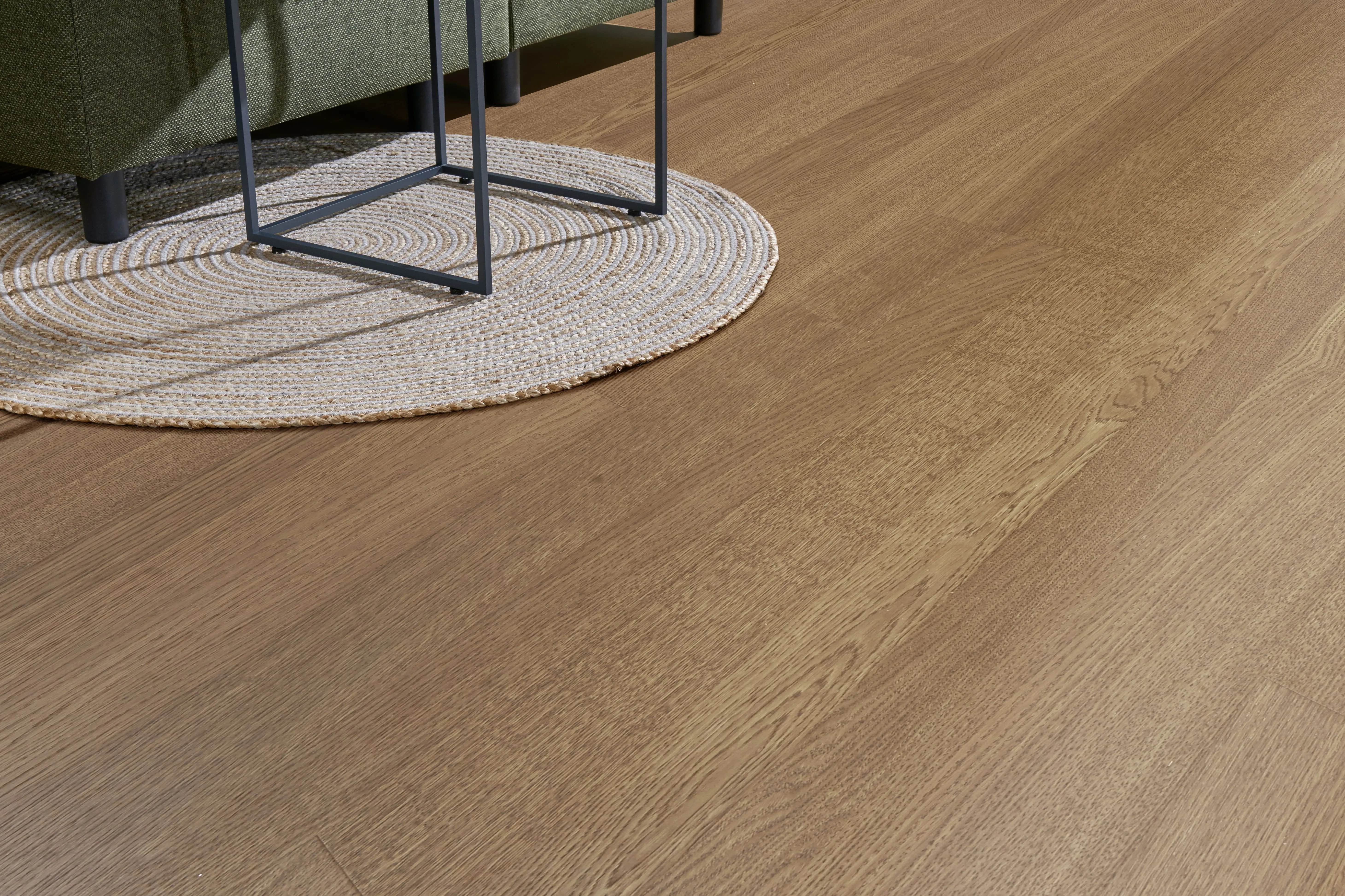 hobb Echtholzboden | hobbWood | H3Z Eiche Natur dunkel | Zwei-Stab | gebürstet | Landhausdiele   hobb Echtholzboden | hobbWood | H3Z Eiche Natur dunkel | Zwei-Stab | gebürstet | Landhausdiele