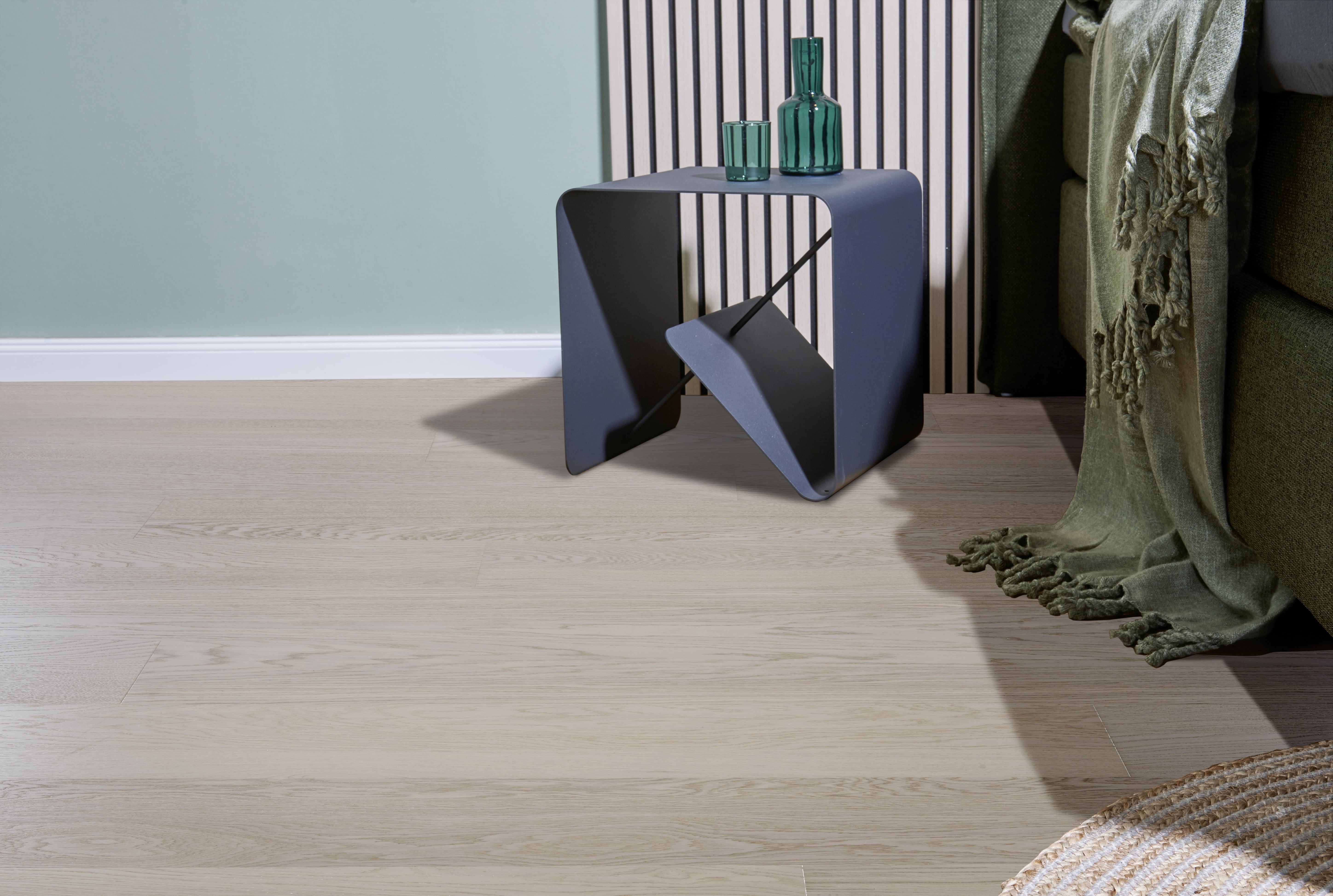 hobb Echtholzboden | hobbWood | H2Z Eiche Natur weißgrau |Zwei-Stab | gebürstet | Landhausdiele   hobb Echtholzboden | hobbWood | H2Z Eiche Natur weißgrau |Zwei-Stab | gebürstet | Landhausdiele