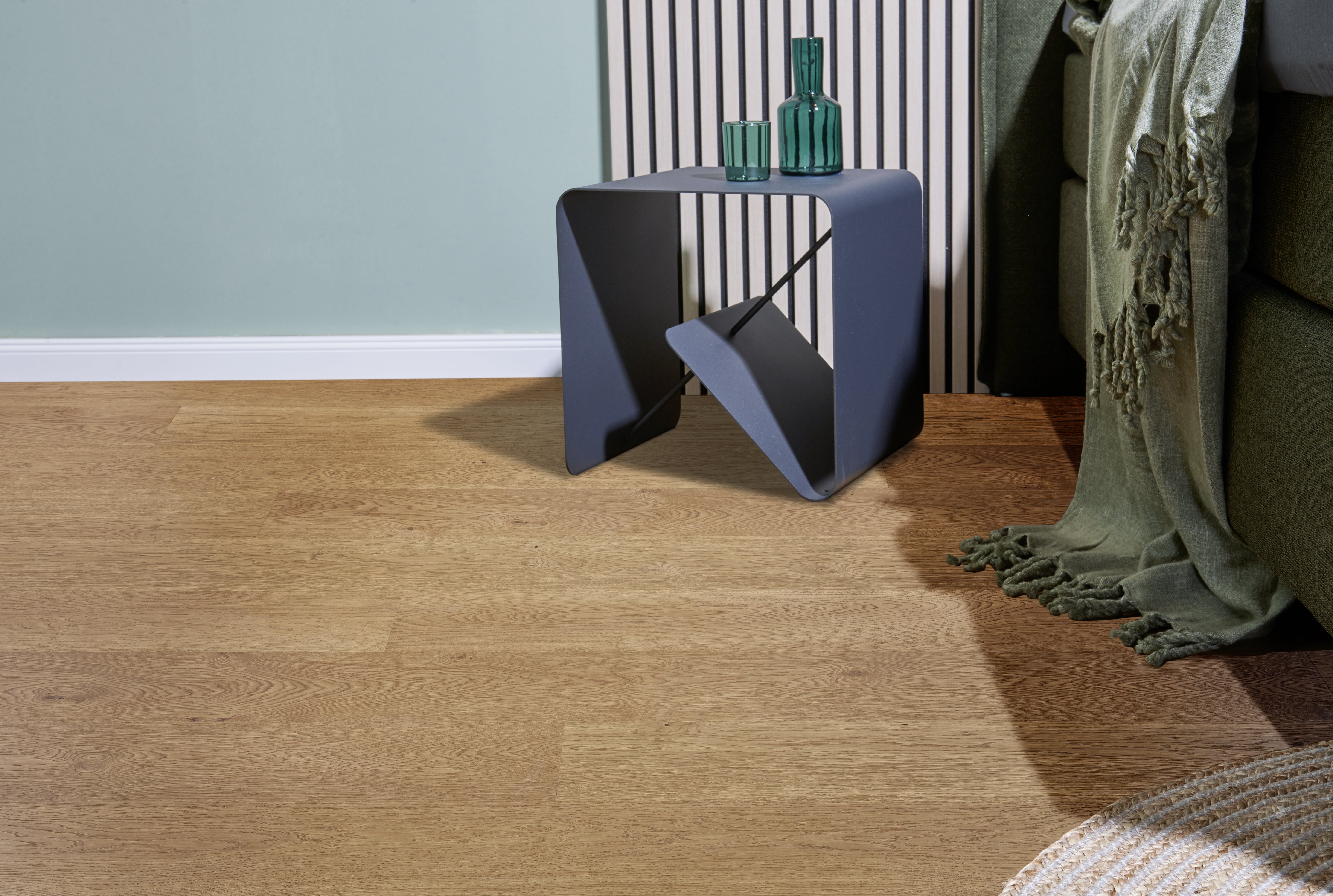 hobb Echtholzboden | hobbWood | H3E Eiche Natur dunkel | Ein-Stab | gebürstet | Landhausdiele  hobb Echtholzboden | hobbWood | H3E Eiche Natur dunkel | Ein-Stab | gebürstet | Landhausdiele